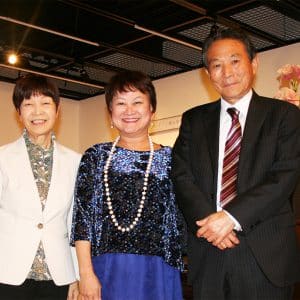 中野先生講演後、社長・副社長と。